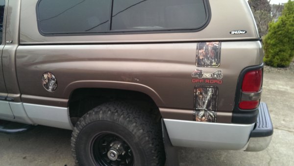 Rear quarter panel applied, super smooth graphic.