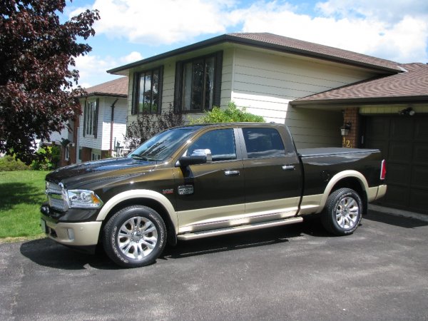 ricks truck pic.jpg