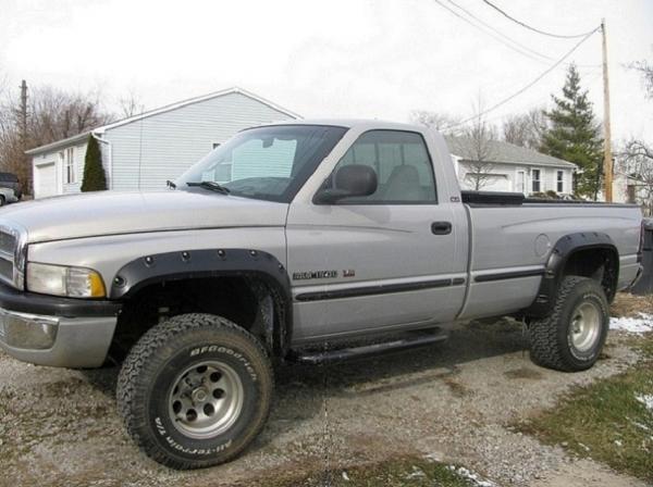 side view with the bushwackers, windows soon to be tinted!