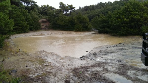 The Oregon Coast Mud Sand Lake Of Death