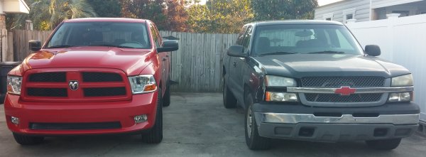 TRUCKS2