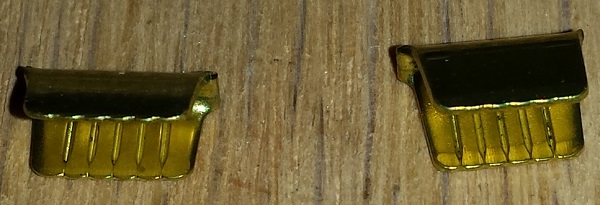 You get two of each of these crimp connectors.