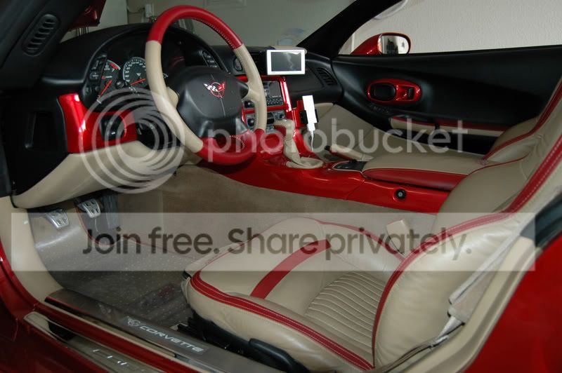 MAGRED1INTERIOR.jpg